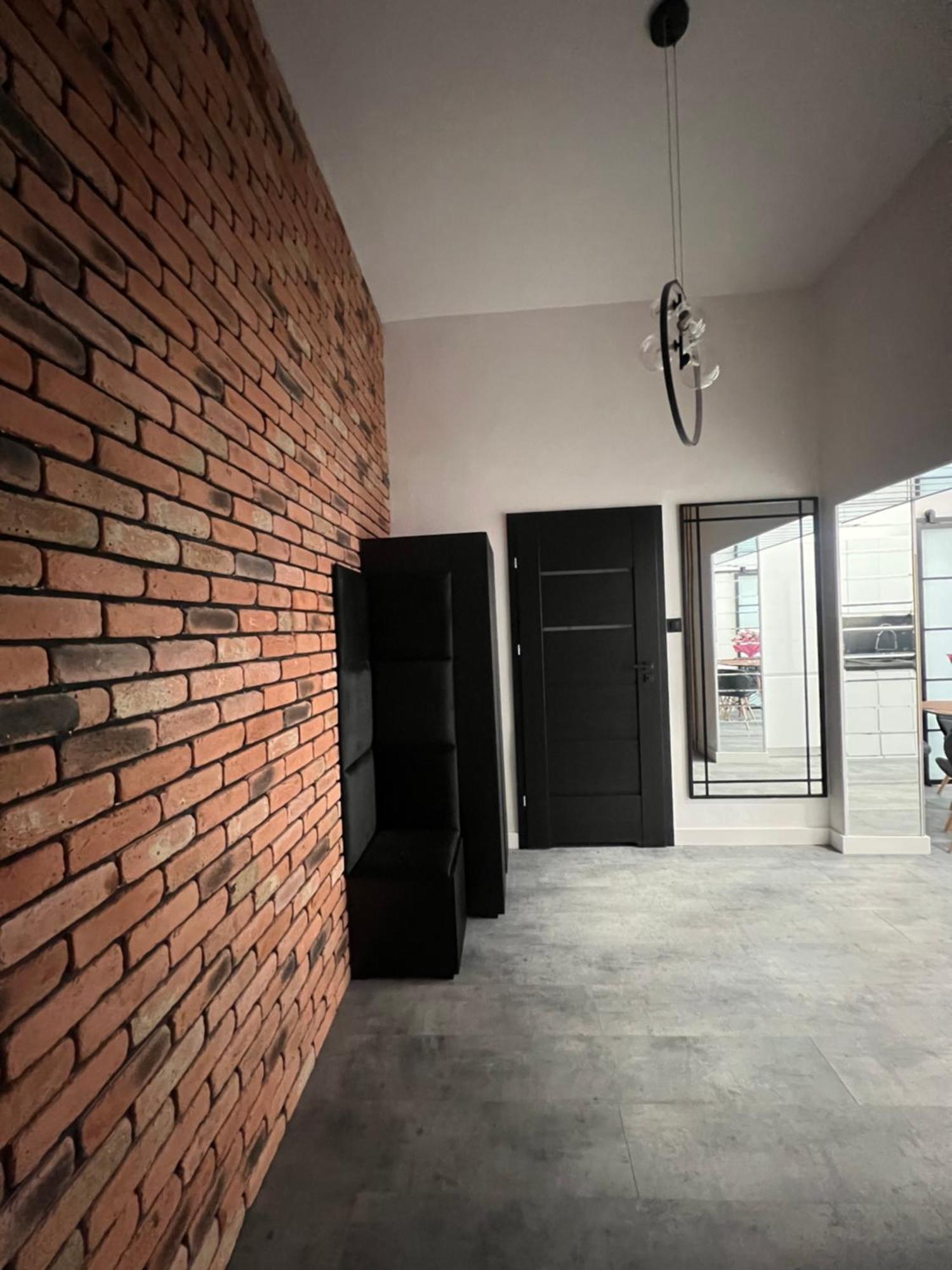 Loft W Centrum Z Jacuzzi Wrocław Exterior foto