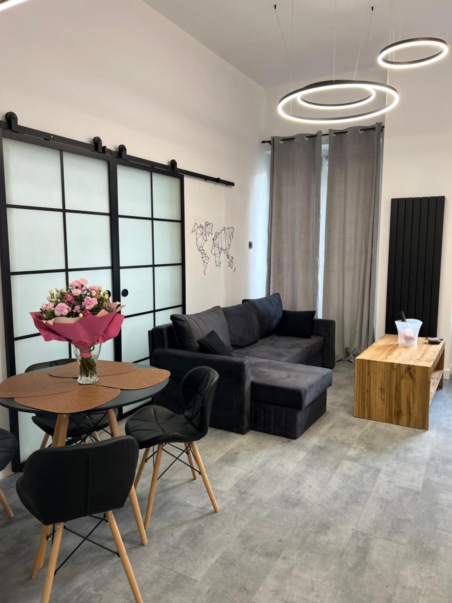Loft W Centrum Z Jacuzzi Wrocław Exterior foto