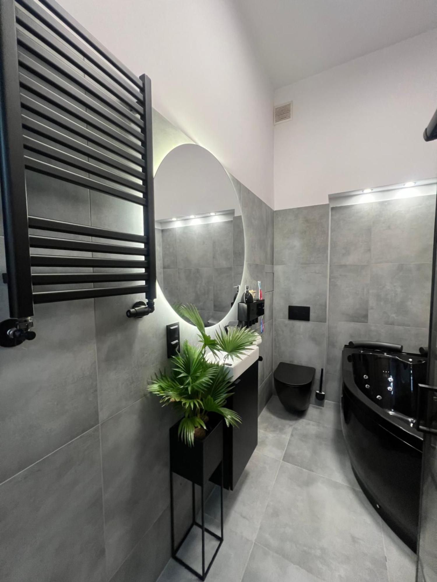 Loft W Centrum Z Jacuzzi Wrocław Exterior foto