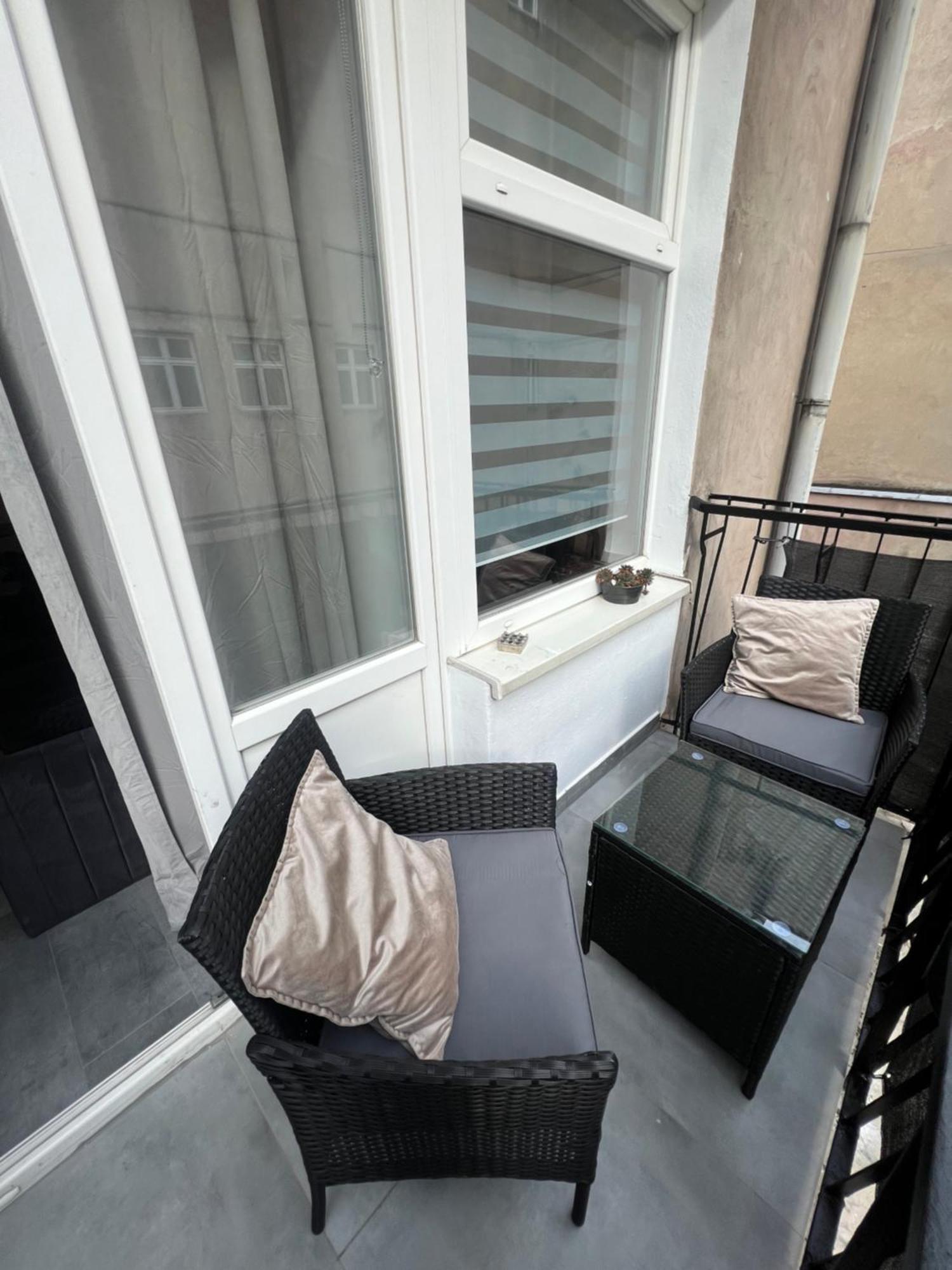 Loft W Centrum Z Jacuzzi Wrocław Exterior foto